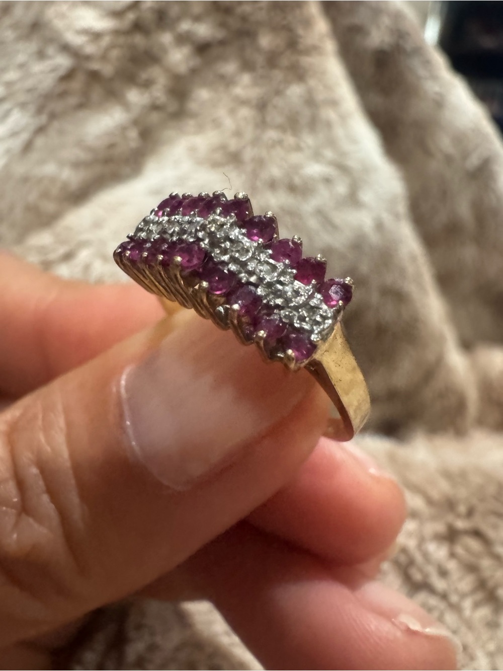 Vintage 10K Gold Ruby & Diamond Band Ring Size 7 Estate Fine Jewelry - Picture 5 of 13